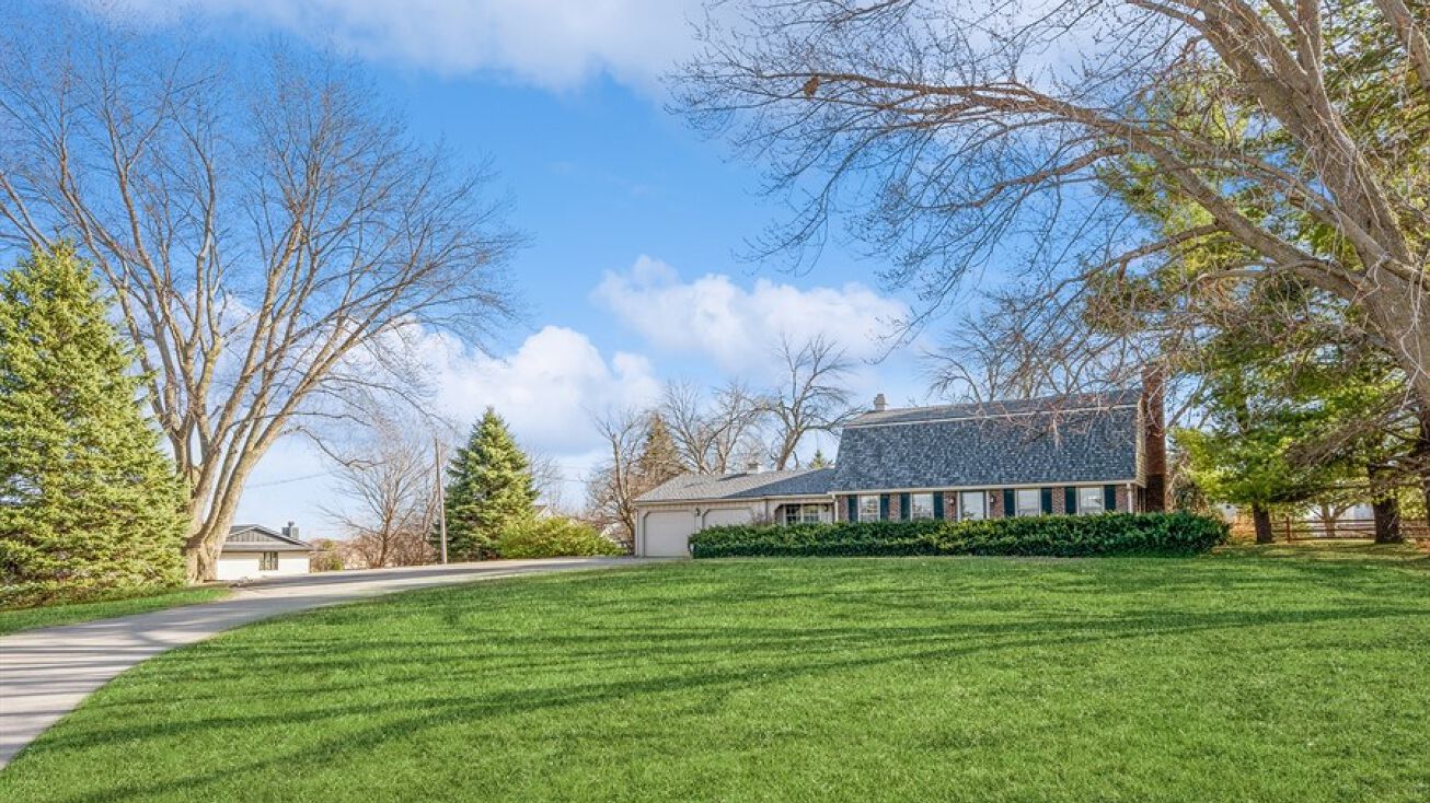 2658 8th St SW, Altoona, IA 50009