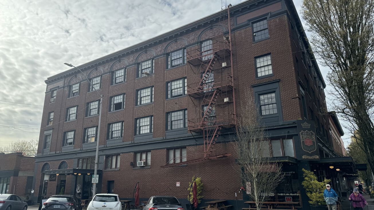 Pictures of Mixed Use, Multifamily, Retail property located at 150 SW Madison Ave, Corvallis, OR 97333 for sales - image #1