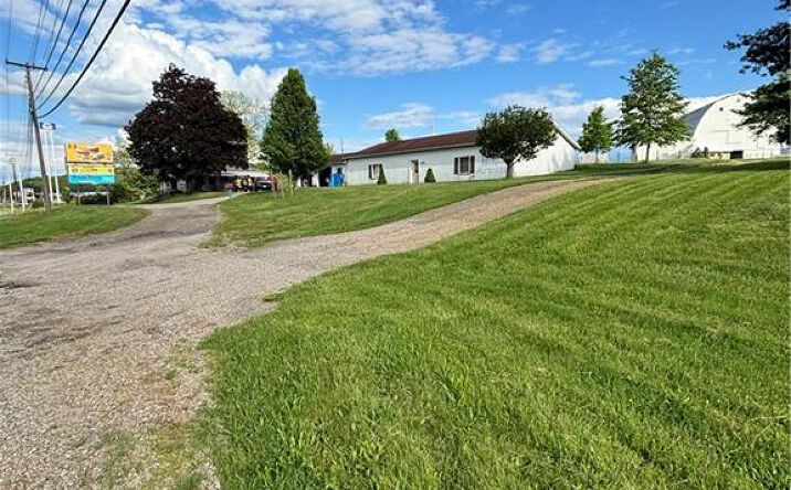 Pictures of Land property located at 4870 E Pike, Zanesville, OH 43701 for sales - image #1