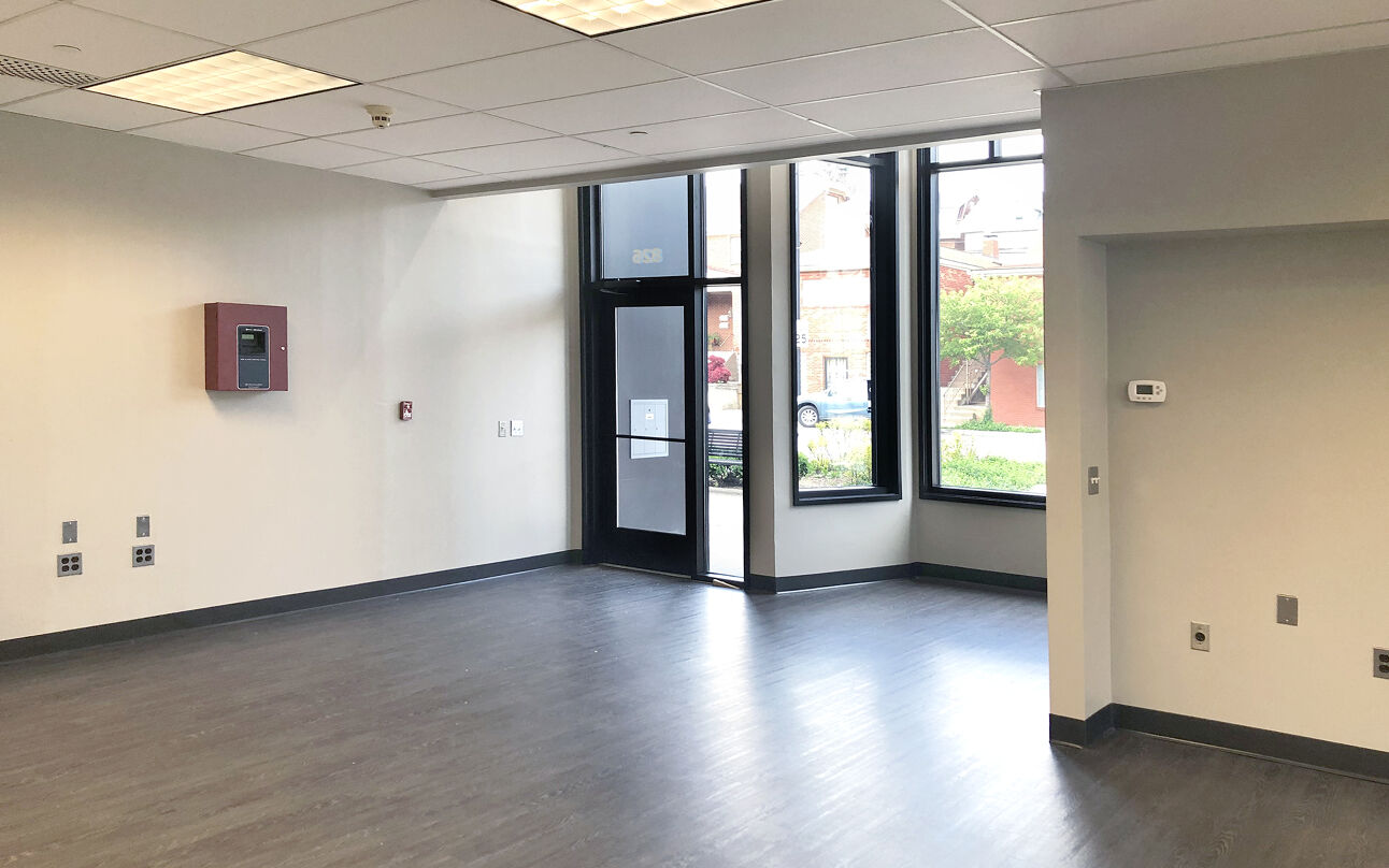 ロビーページ 826 Brookline Blvd, Pittsburgh, PA 15226 | Crexi.com