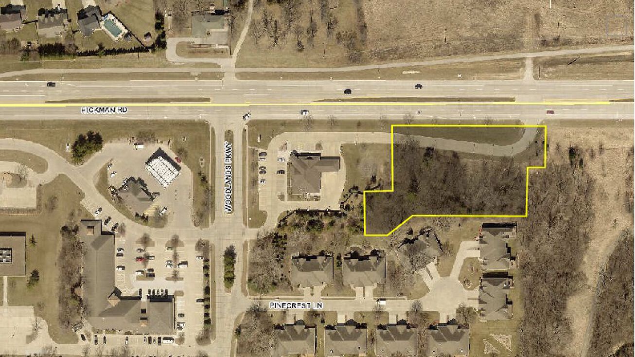 13100 Hickman Rd, Clive, IA 50265