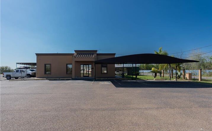 Pictures of Retail, Office, Industrial property located at 101 E Crockett Avenue, Alamo, TX 78516 for sales - image #1
