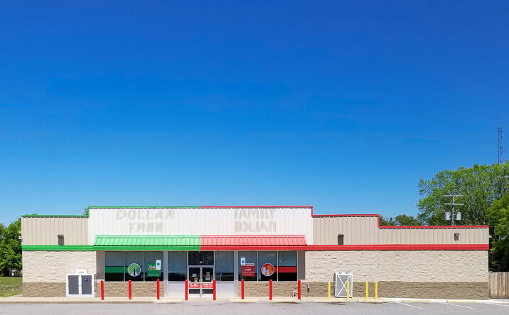 Pictures of Retail property located at 29 Olive St, La Center, KY 42056 for sales - image #1