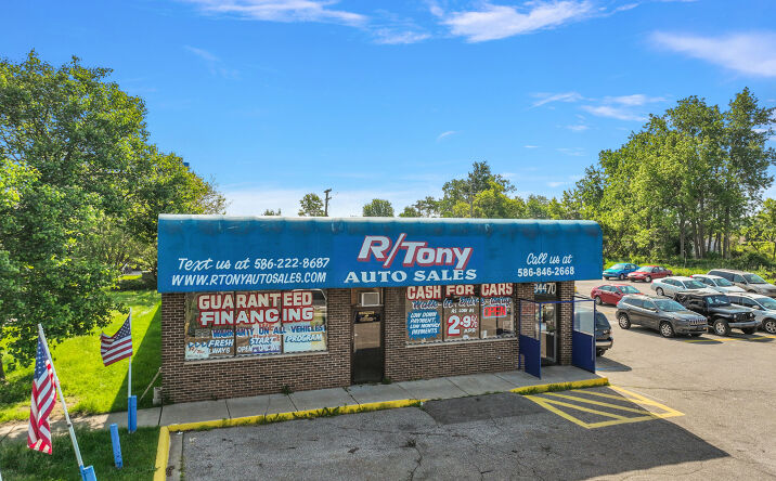 Pictures of Retail property located at 34470 Gratiot Ave, Clinton Township, MI 48035 for sales - image #1