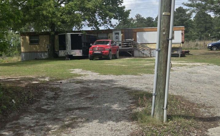 Pictures of Mobile Home Park property located at 114 Cameron Dr, Rockingham, NC 28379 for sales - image #1