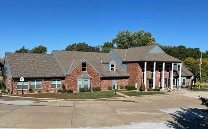 Pictures of Office property located at 3715 Beck Rd, Saint Joseph, MO 64506 for sales - image #1