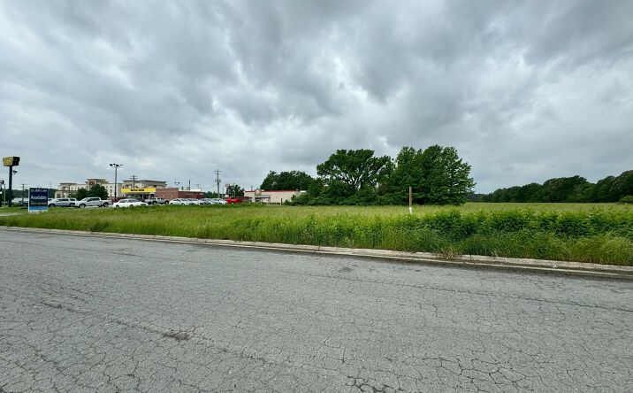 Pictures of Retail, Land property located at Fannie Ln, Lonoke, AR 72086 for sales - image #1