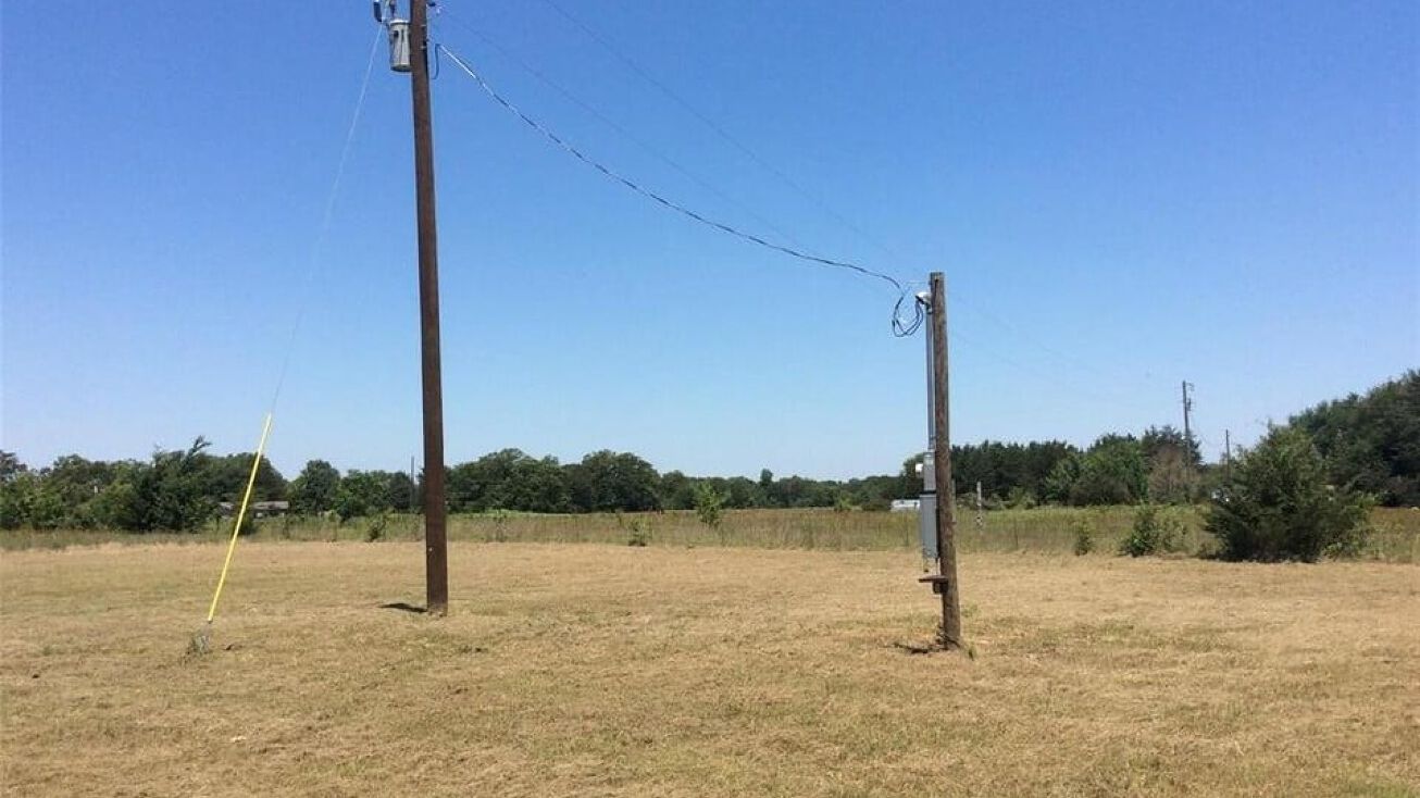 1979 Co Rd 1135, Ravenna, TX 75476