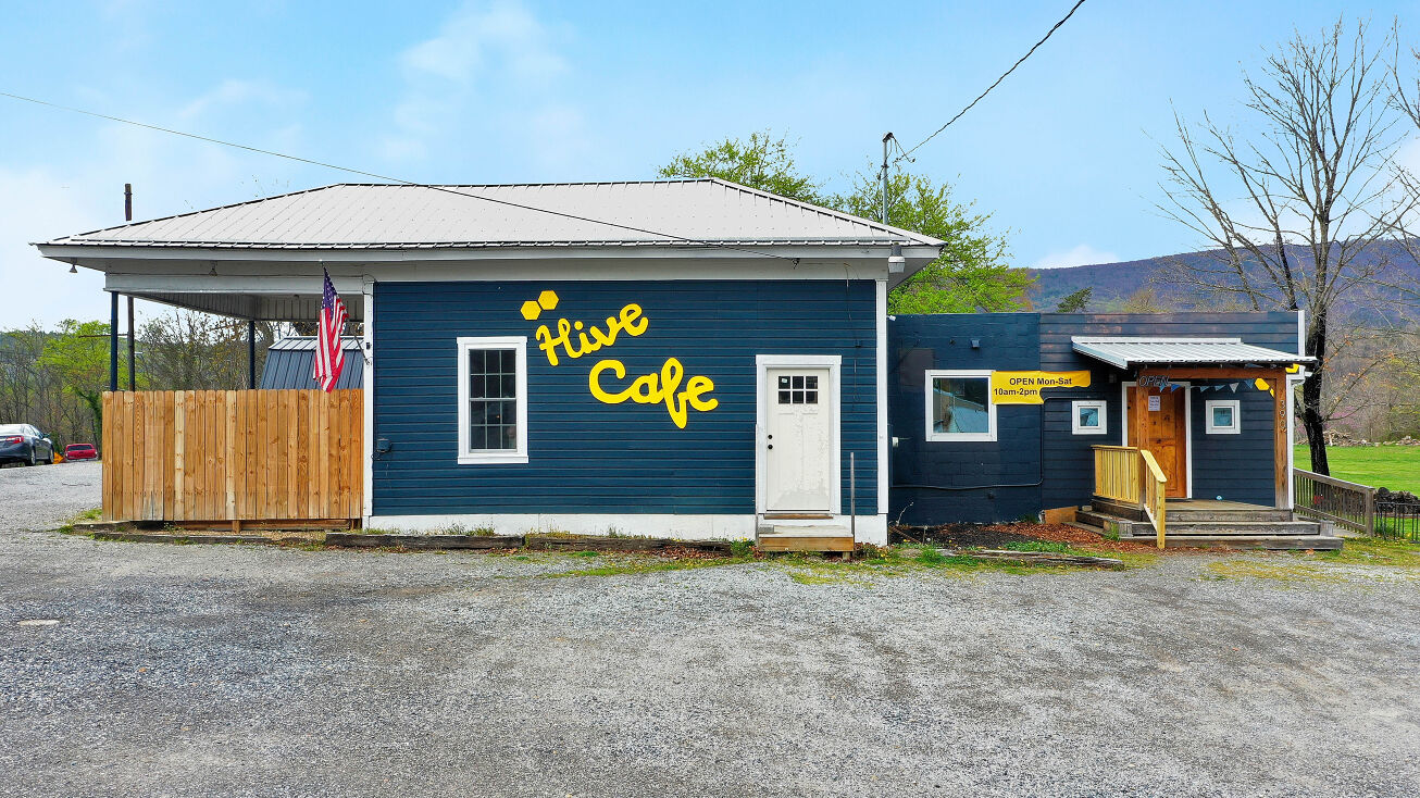 76 Paint Bank Rd, New Castle, VA 24127