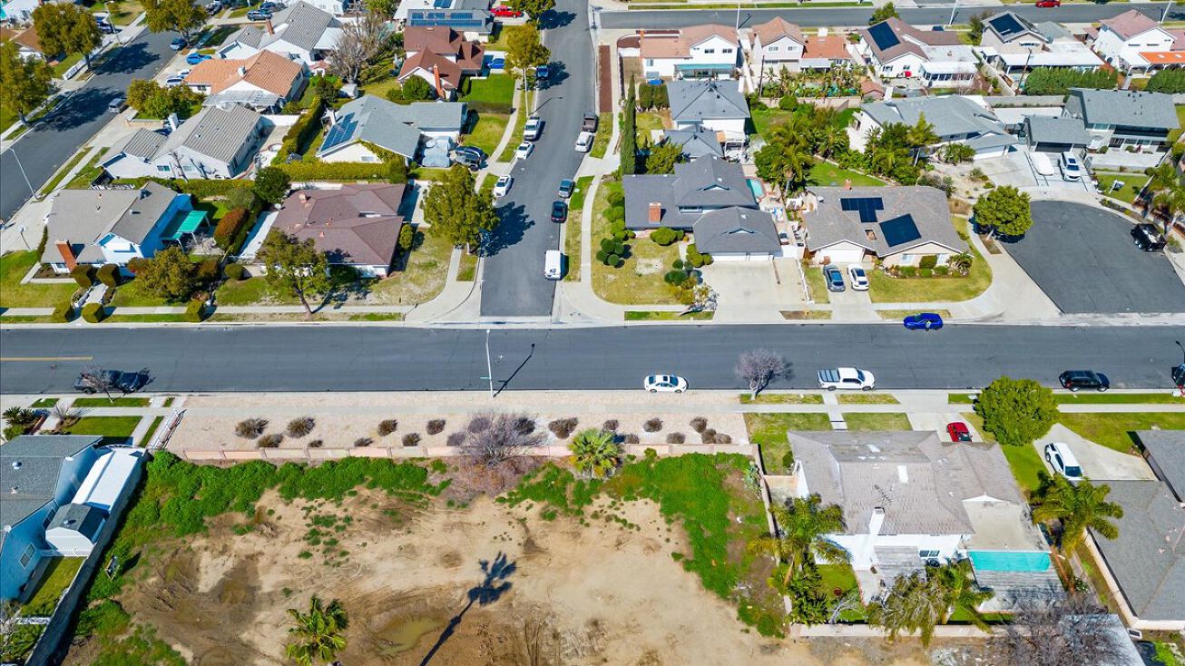 Vina Del Mar Ave 2, Placentia, CA 92870