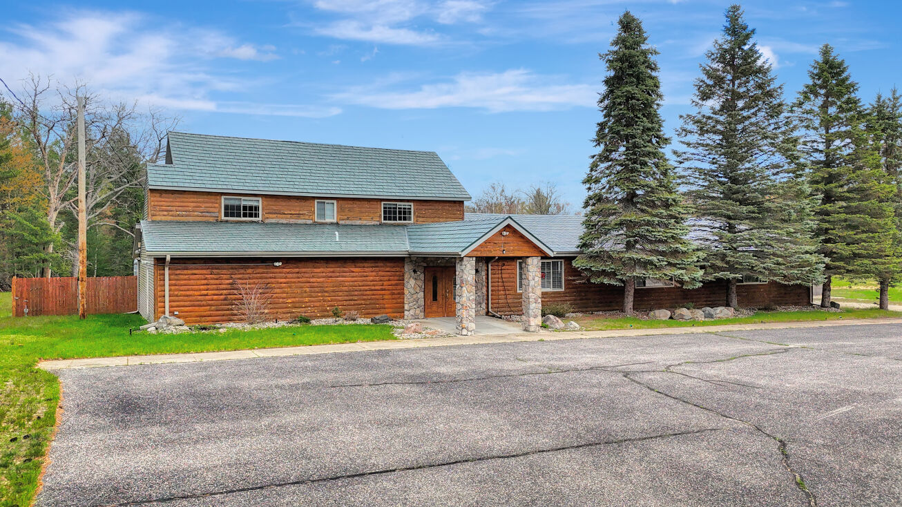 4329 S Gladwin Rd, Prudenville, MI 48651
