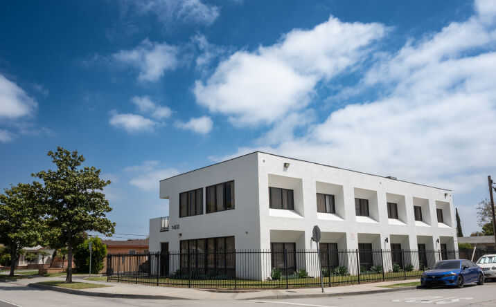 Pictures of Office property located at 1400 E 4th St, Santa Ana, CA 92701 for sales - image #1