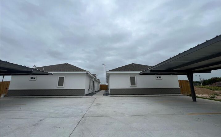 Pictures of Multifamily property located at 1804 W Ramirez Street W, Mission, TX 78572 for sales - image #1