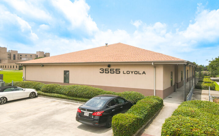 Pictures of Office property located at 3555 Loyola Dr, Kenner, LA 70065 for sales - image #1