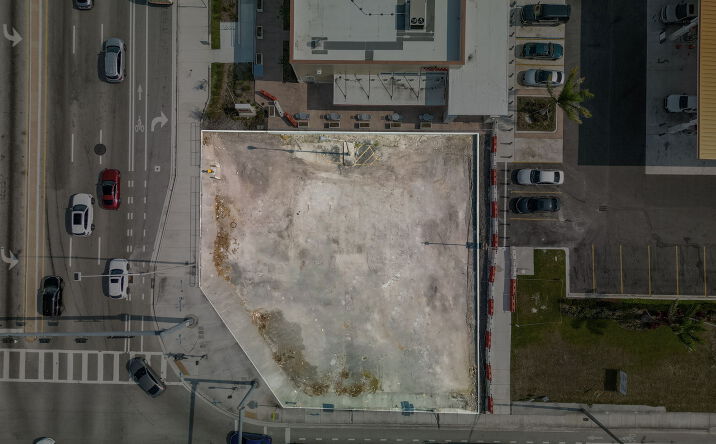 Pictures of Land property located at 100 S State Rd 7, Hollywood, FL 33023 for sales - image #1
