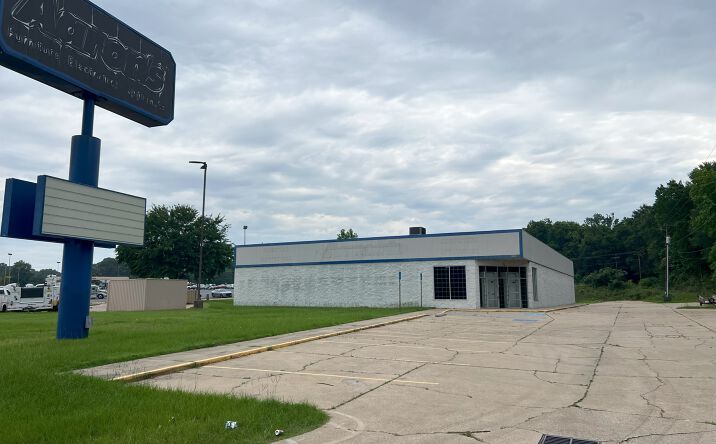 Pictures of Industrial, Office, Retail, Special Purpose property located at 2850 N Market St, Shreveport, LA 71107 for sales - image #1