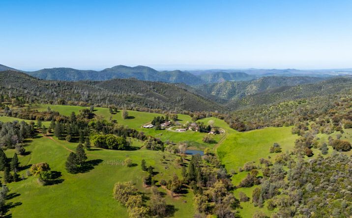 Pictures of Land property located at 16554 Corcoran Gray Road, Groveland, CA 95370 for sales - image #1