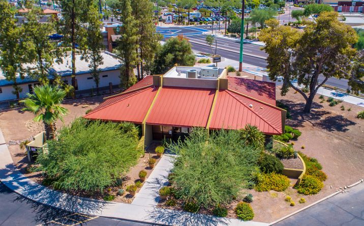 Pictures of Office, Retail property located at 2242 W Southern Avenue, Mesa, AZ 85202 for comps - image #1
