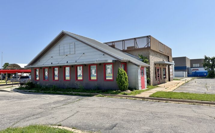 Pictures of Retail property located at 1920 S Meridian Ave, Oklahoma City, OK 73108 for sales - image #1