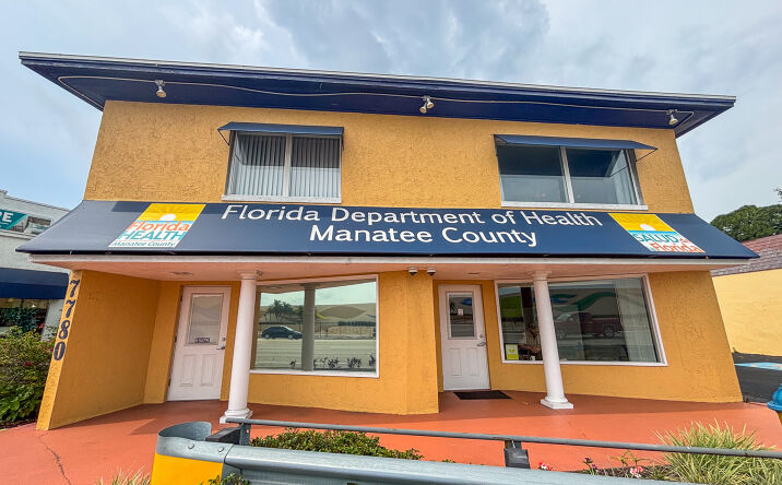 Pictures of Mixed Use, Multifamily, Office property located at 7778 Westmoreland Dr, Sarasota, FL 34243 for sales - image #1