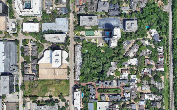 Pictures of Land property located at Briar Hollow Ln & Post Oak Blvd, Houston, TX 77027 for sales - image #1