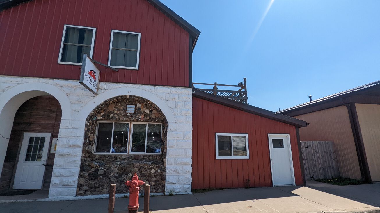 451 Division St, Millville, MN 55957