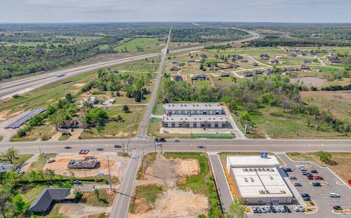 Pictures of Land property located at 18965 NE 23rd St, Harrah, OK 73045 for sales - image #1