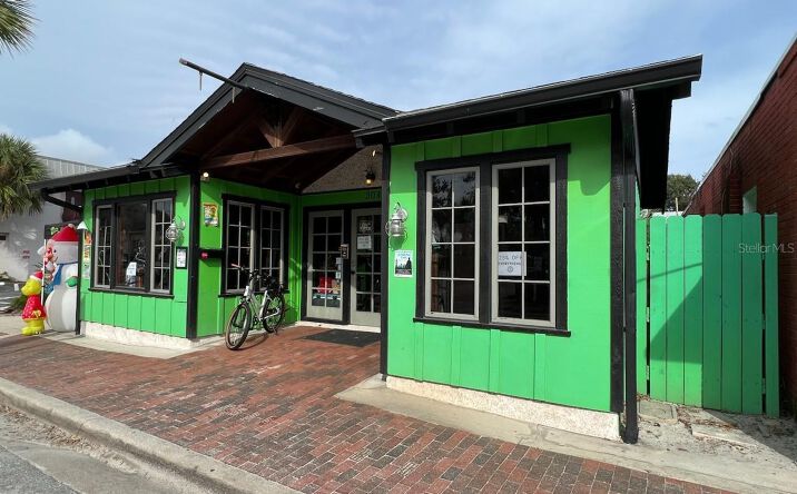 Pictures of Business for Sale, Office, Retail property located at 304 Flagler Avenue, New Smyrna Beach, FL 32169 for sales - image #1