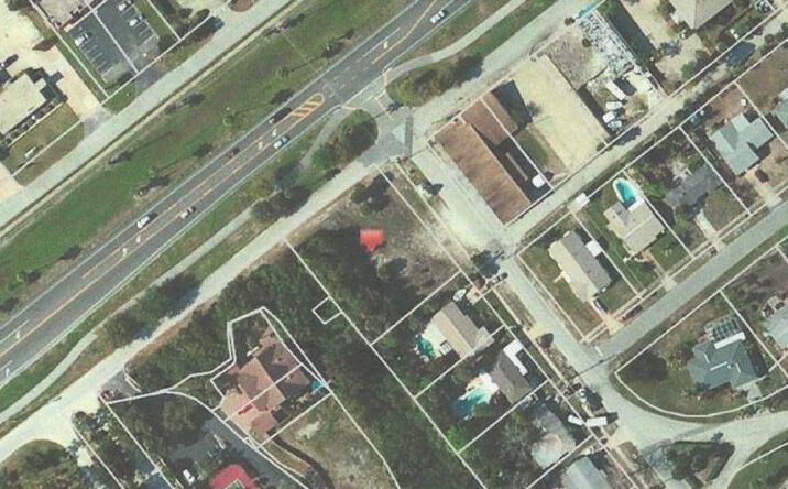 image of property at 102 N DESOTO New Smyrna Beach FL 32169-5205
