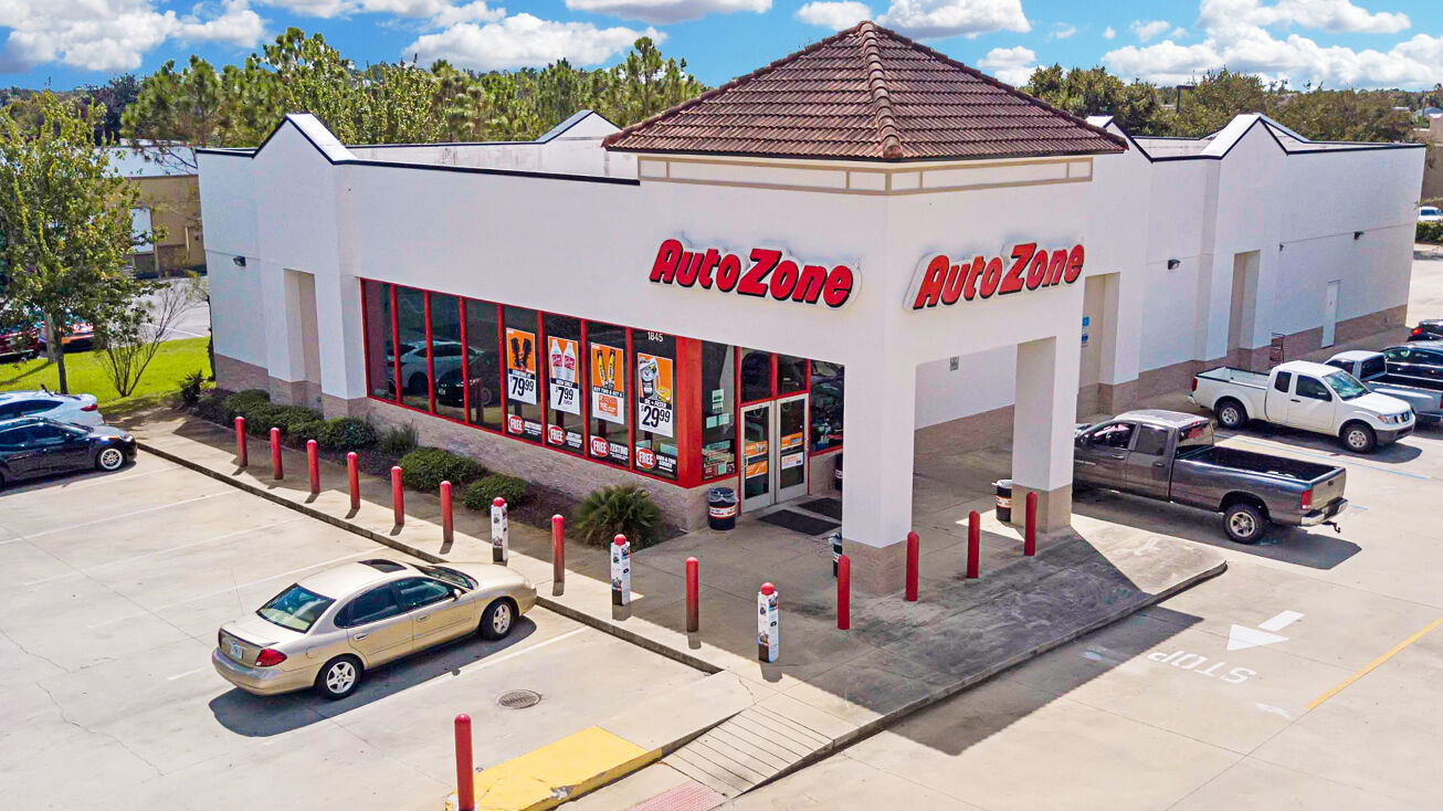 Pictures of Retail property located at 1845 West County Road 419