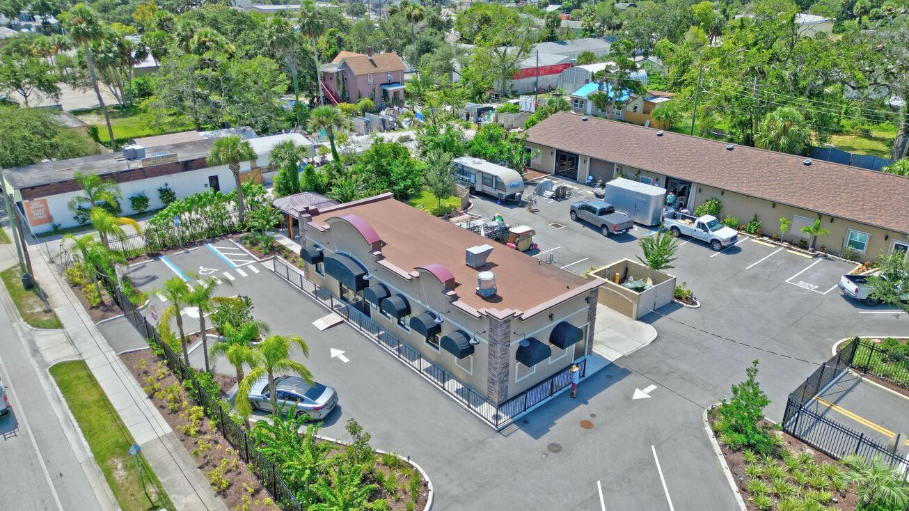 Pictures of Retail, Mixed Use property located at 740 N Ridgewood Avenue, Daytona Beach, FL 32114 for sales - image #1