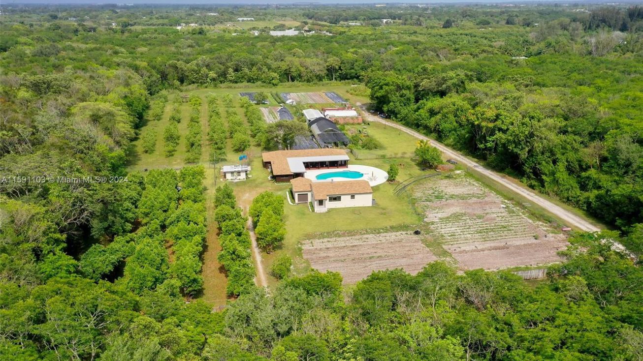 22305-sw-157th-ave-miami-fl-33170-crexi