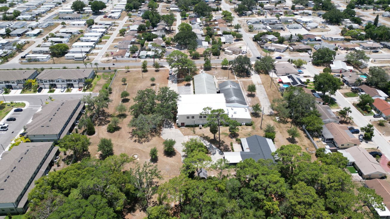 5015 Darlington Rd, Holiday, FL 34690