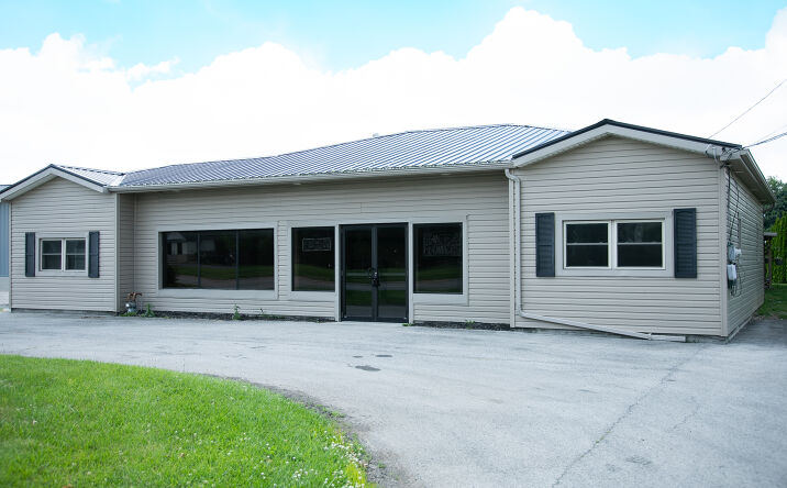 Pictures of Mixed Use property located at 1121 W Main Cross St, Findlay, OH 45840 for sales - image #1