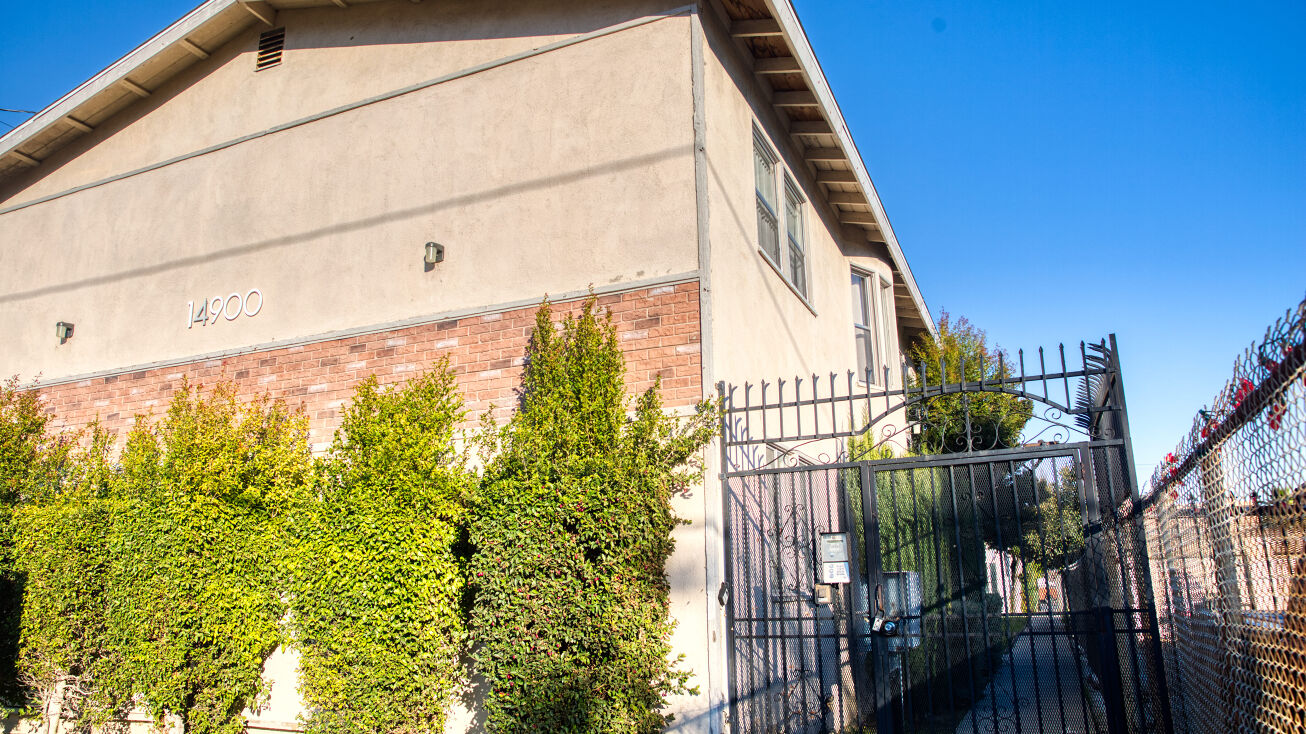 14900 Chadron Ave, Gardena, CA 90249