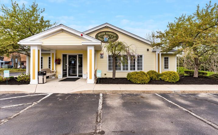 Pictures of Office property located at 207 Stage Rd, Hampstead, NH 03841 for sales - image #1