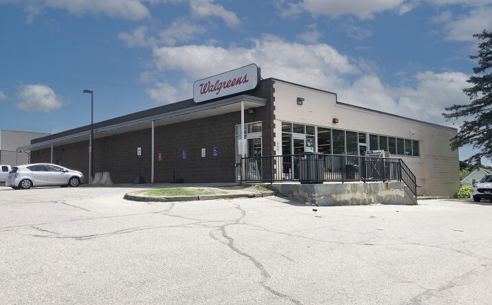 Pictures of Retail, Office property located at 297-315 Main St, Lewiston, ME 04240 for sales - image #1