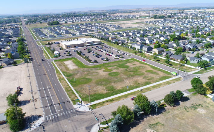 Pictures of Retail property located at 175 S Middleton Rd, Nampa, ID 83686 for sales - image #1