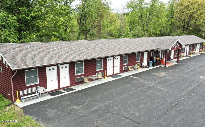 Pictures of Retail property located at 2624 NY-40, Greenwich, NY 12834 for sales - image #1