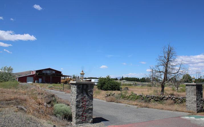 Pictures of Land property located at 875 Tulip Lane, Richland, WA 99352 for sales - image #1