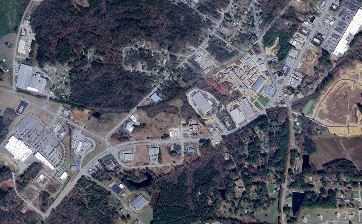 Pictures of Land property located at 401 Louisburg Rd, Louisburg, NC 27549 for sales - image #1