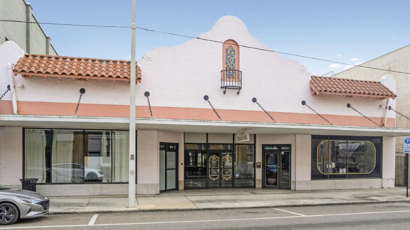 104 W Reynolds St, Plant City, FL 33563 | Crexi.com