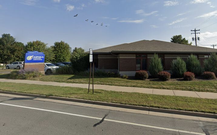 Pictures of Mixed Use, Office, Retail property located at 1445 Merrill Ave, Wausau, WI 54401 for sales - image #1