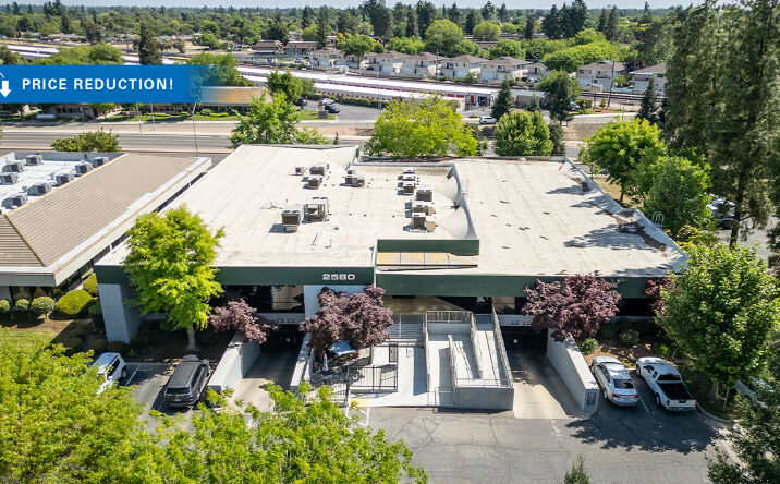 Pictures of Office property located at 2580 W Shaw Ln, Fresno, CA 93711 for sales - image #1