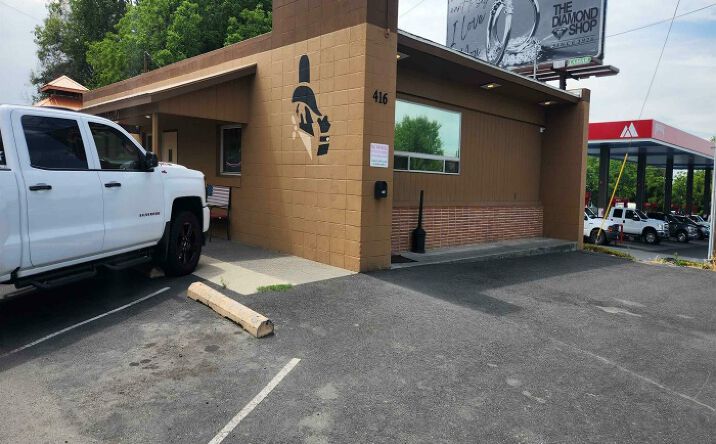 Pictures of Retail property located at 416 Thain Rd, Lewiston, ID 83501 for sales - image #1