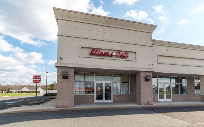 Pictures of Retail property located at 180 Old Swede Rd, Douglassville, PA 19518 for sales - image #1