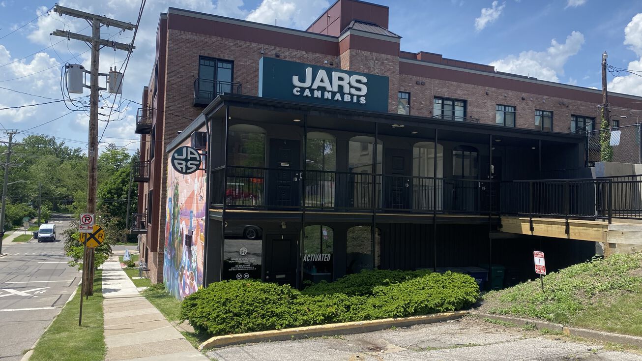 450 S Main St, Ann Arbor, MI 48104 | Crexi.com