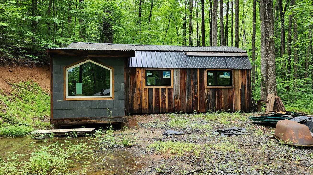 432 Chimney Hollow Rd, Etlan, VA 22719