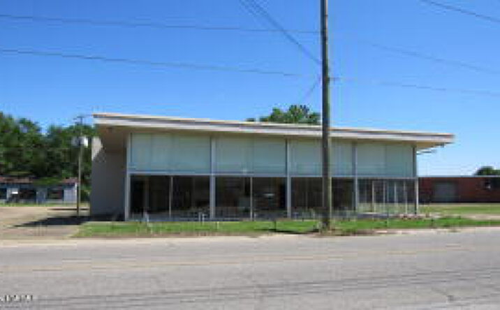 Pictures of Special Purpose property located at 1313 B Street, Meridian, MS 39301 for sales - image #1