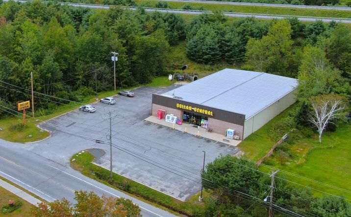 Pictures of Retail property located at 925 US-9, Schroon Lake, NY 12870 for sales - image #1